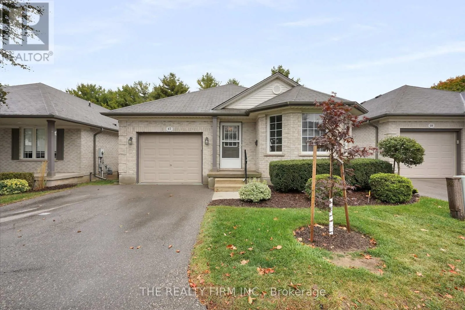 17 - 20 WINDEMERE PLACE, #17