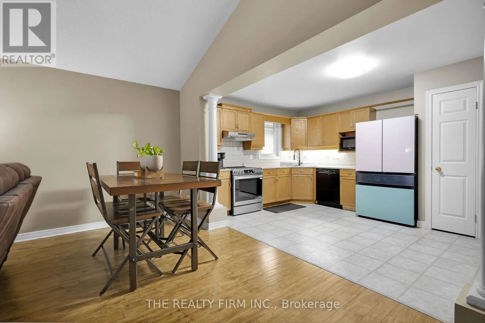 17 - 20 WINDEMERE PLACE, #17