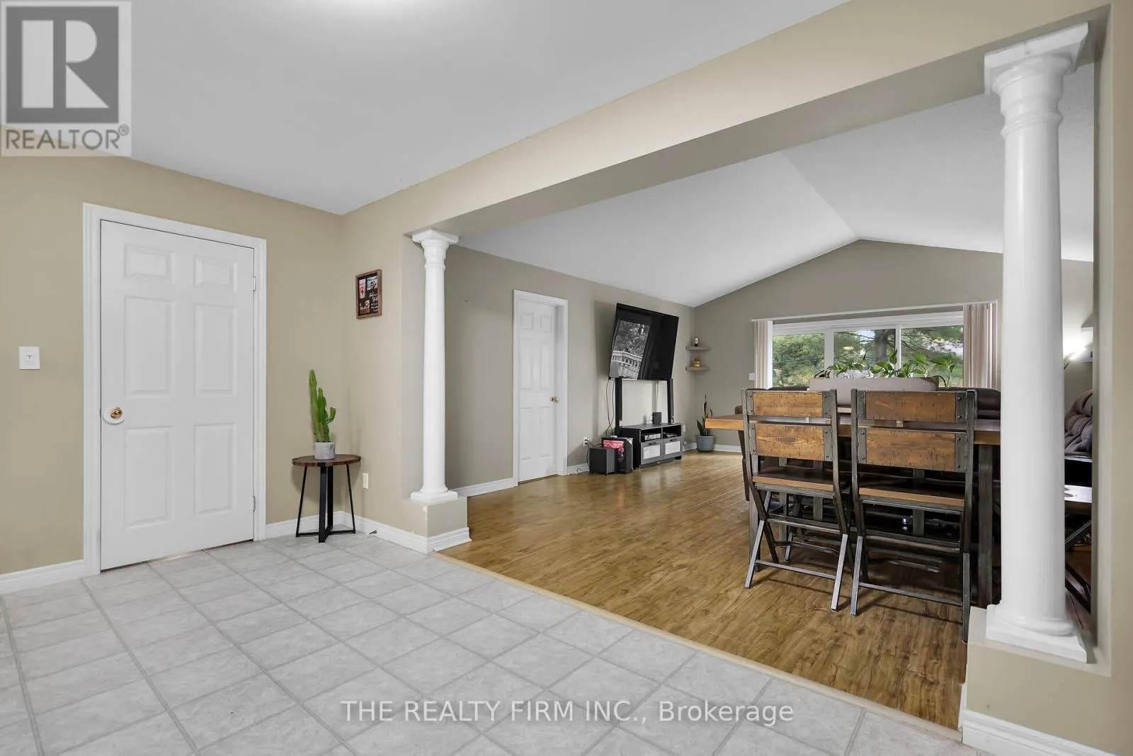 17 - 20 WINDEMERE PLACE, #17