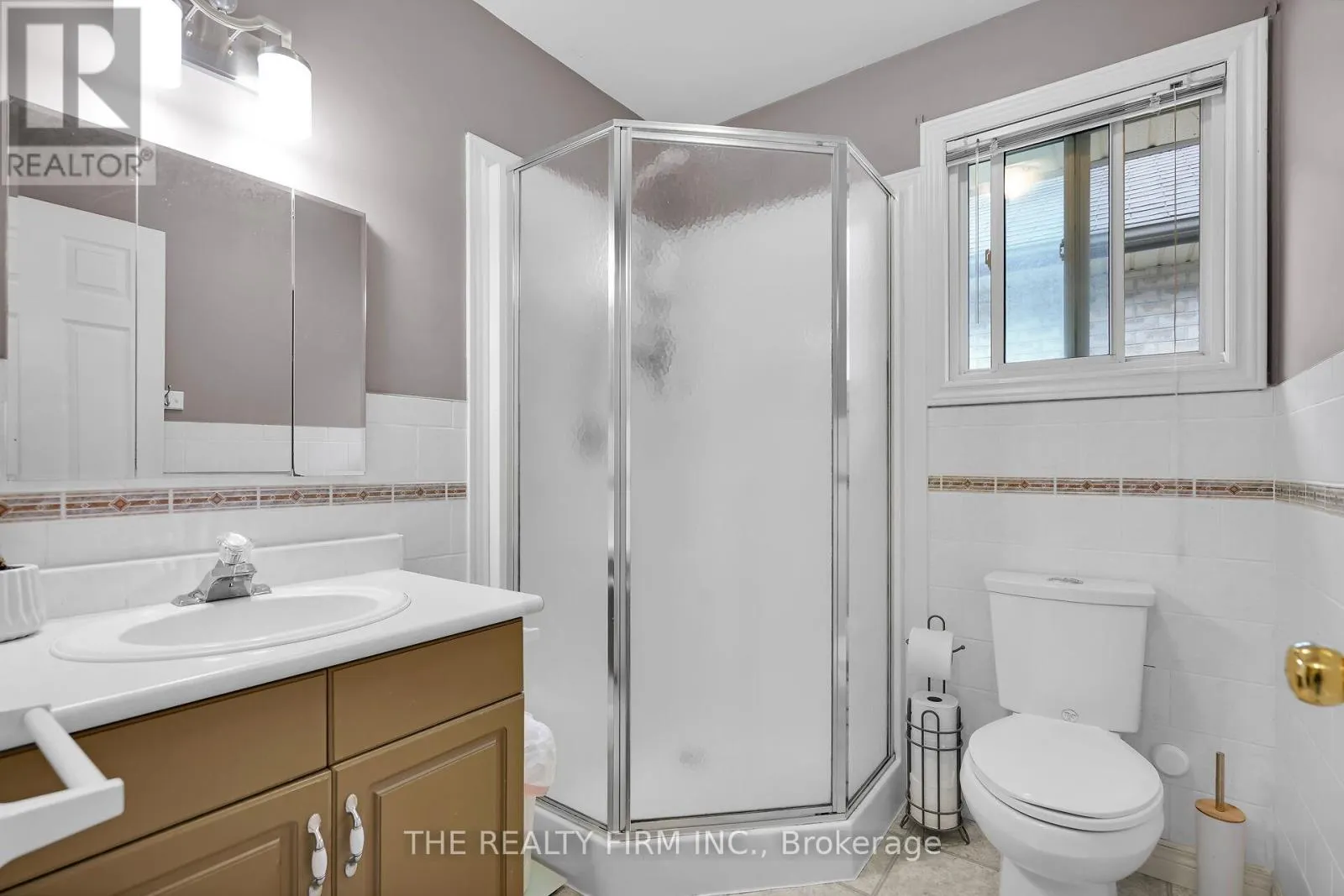 17 - 20 WINDEMERE PLACE, #17