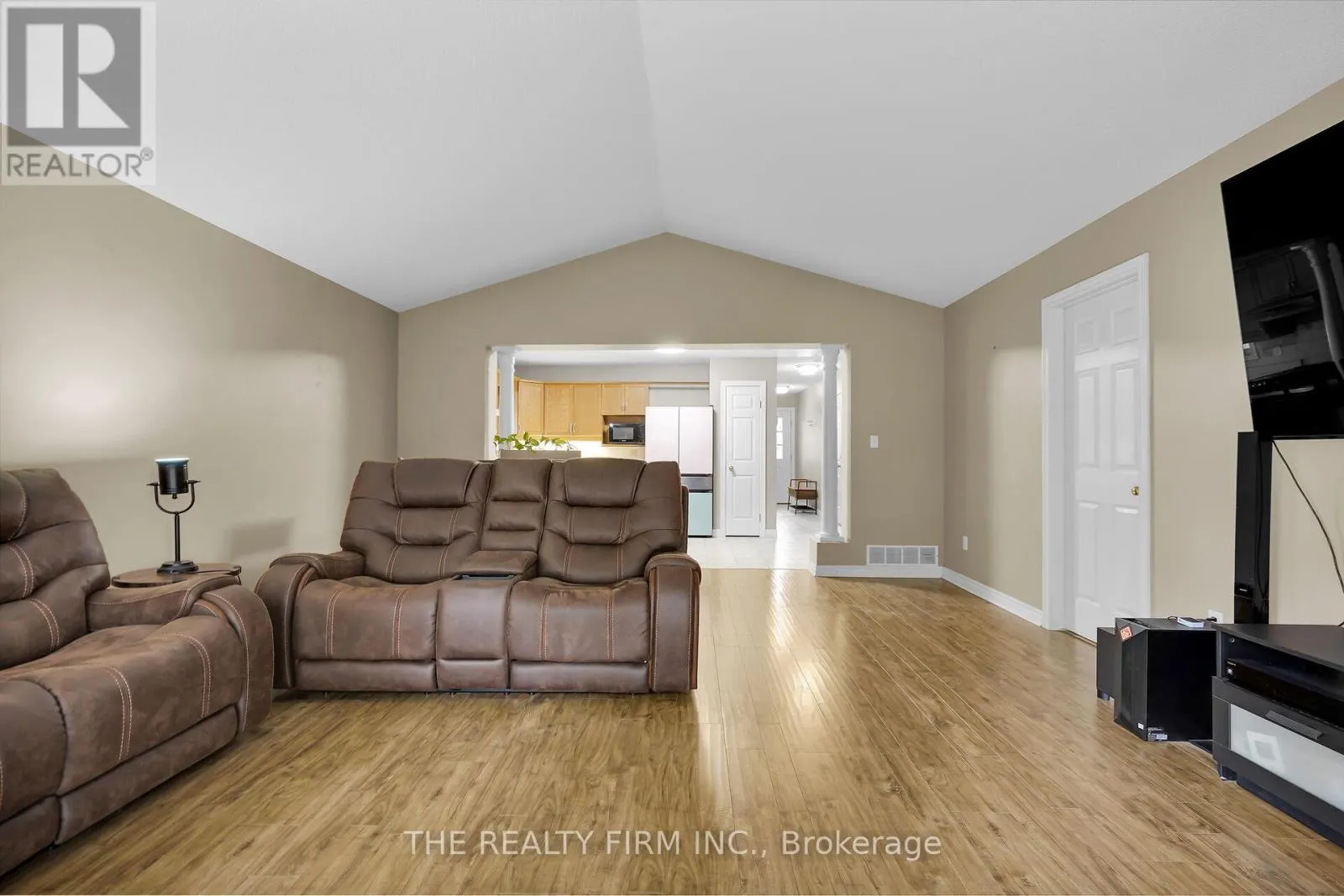 17 - 20 WINDEMERE PLACE, #17