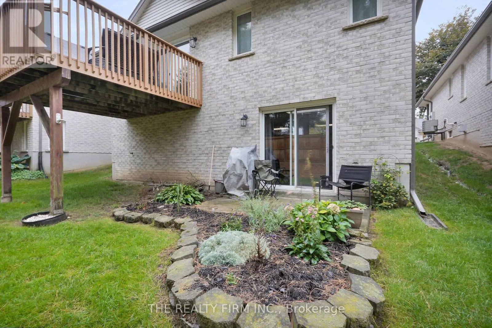 17 - 20 WINDEMERE PLACE, #17