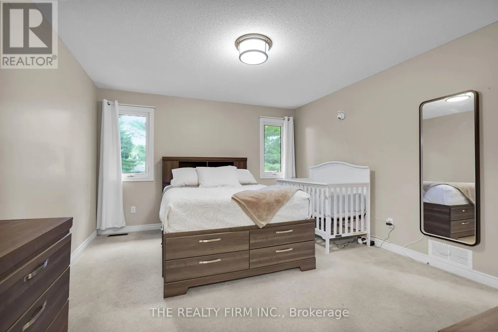 17 - 20 WINDEMERE PLACE, #17