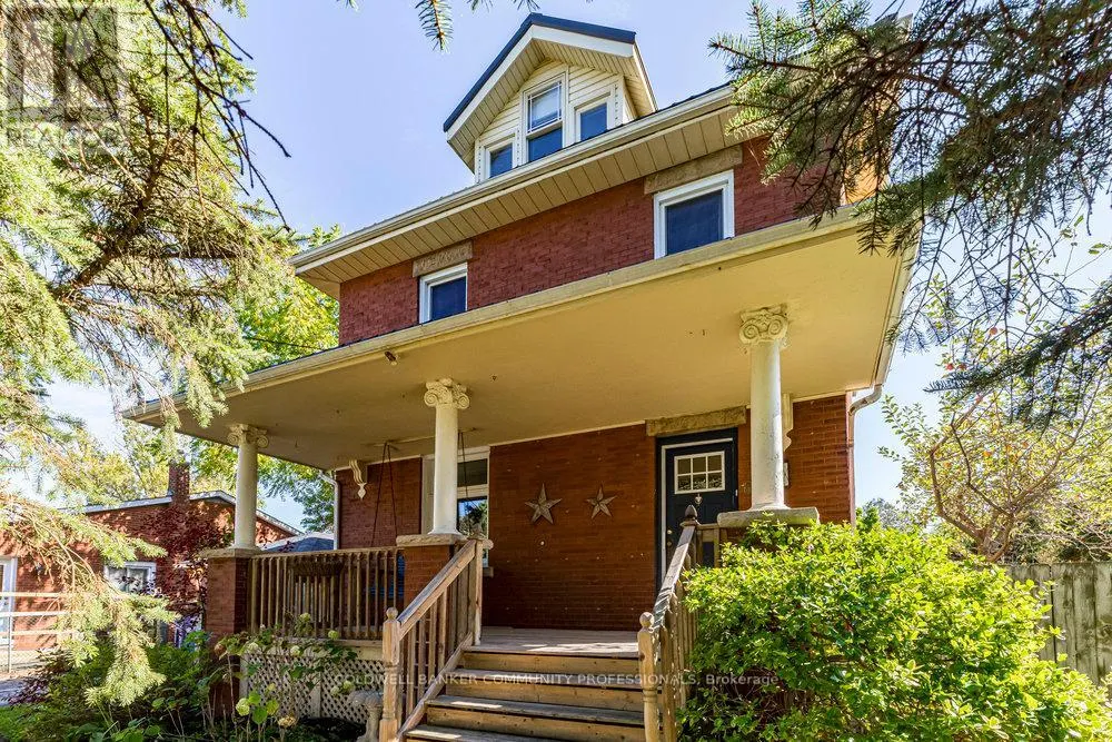 627 ERAMOSA ROAD