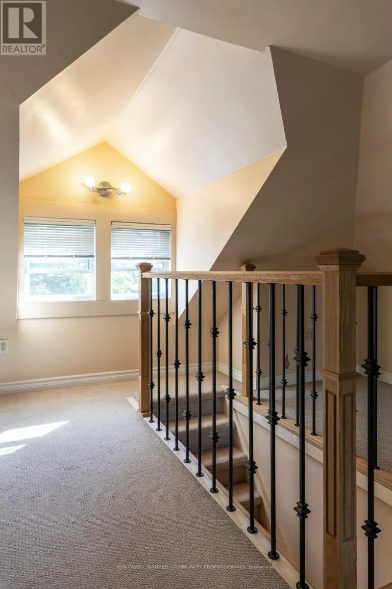 627 ERAMOSA ROAD
