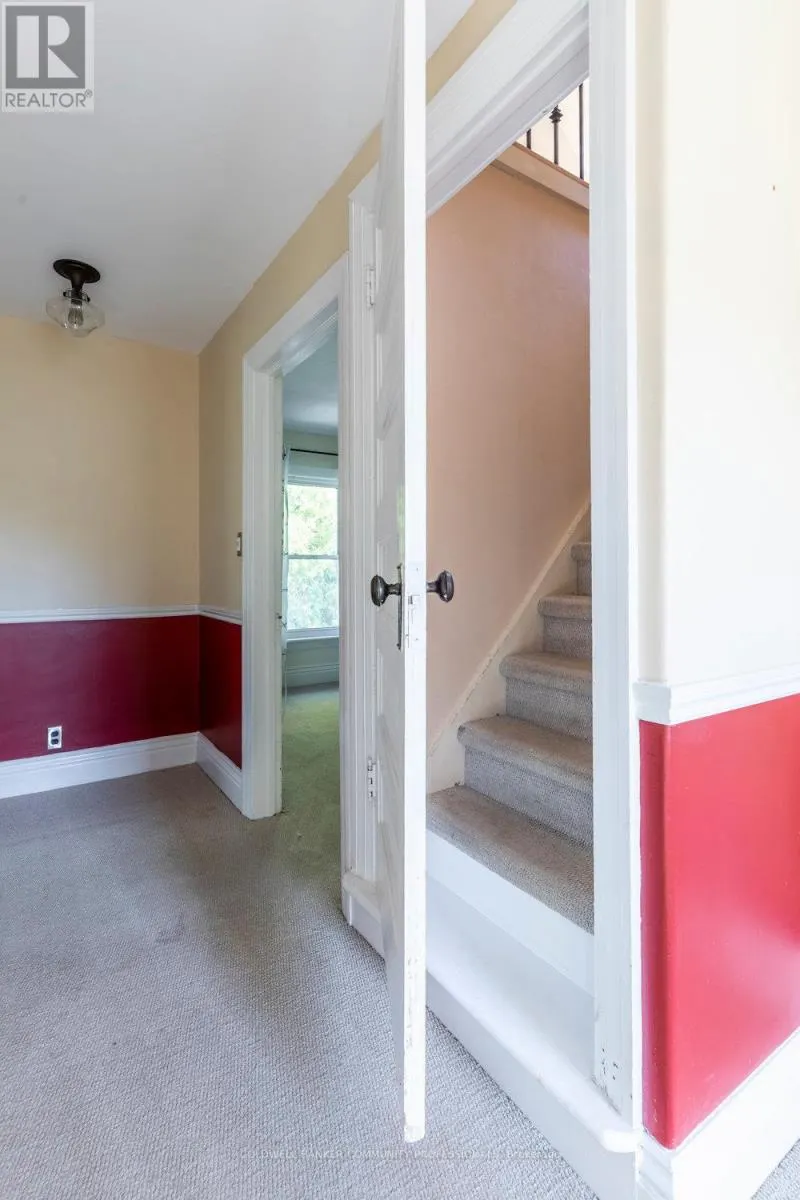627 ERAMOSA ROAD