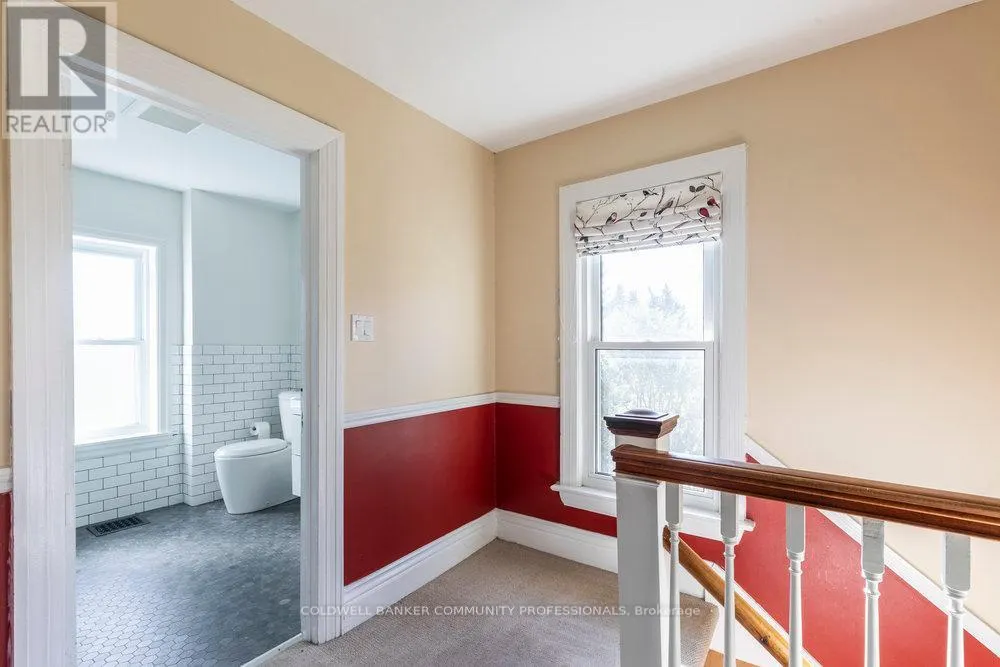 627 ERAMOSA ROAD