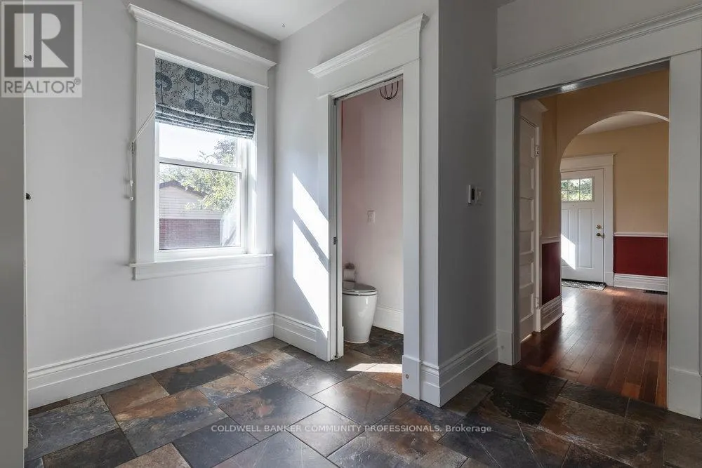 627 ERAMOSA ROAD