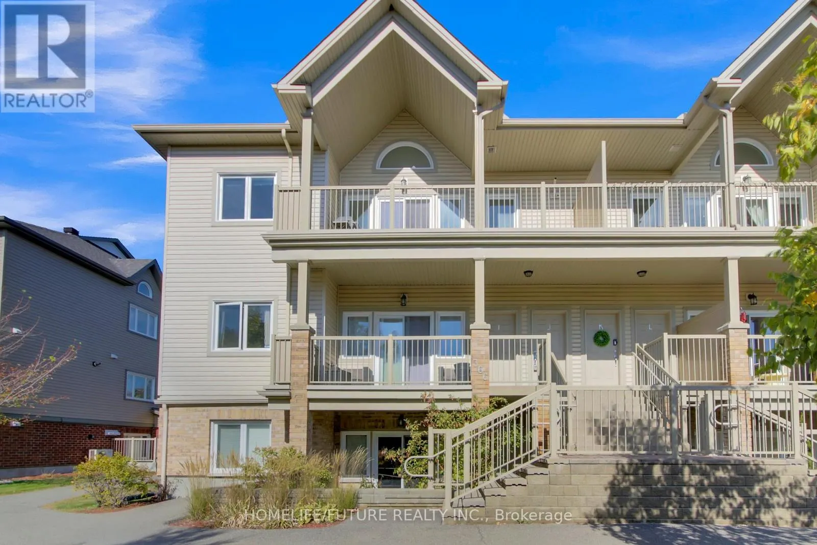 J - 366 WOOD ACRES GROVE