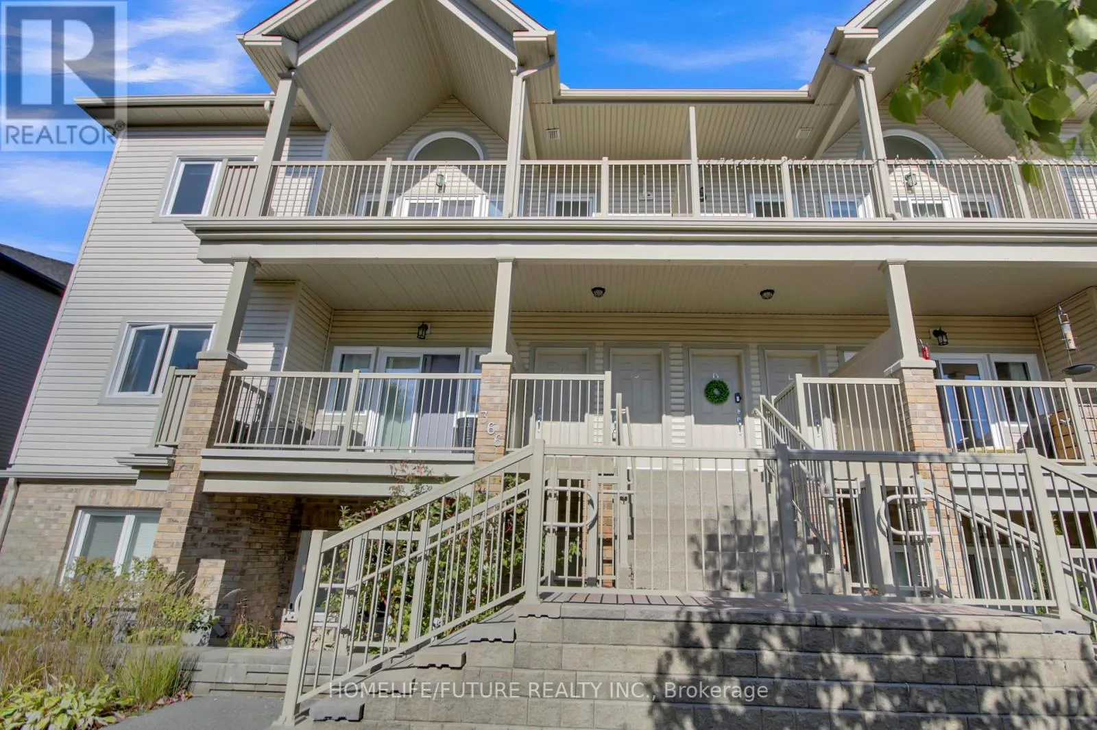 J - 366 WOOD ACRES GROVE