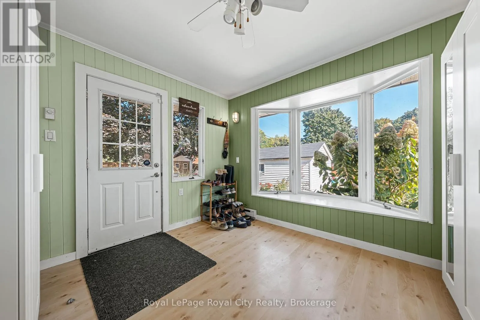 15 DUDHOPE AVENUE