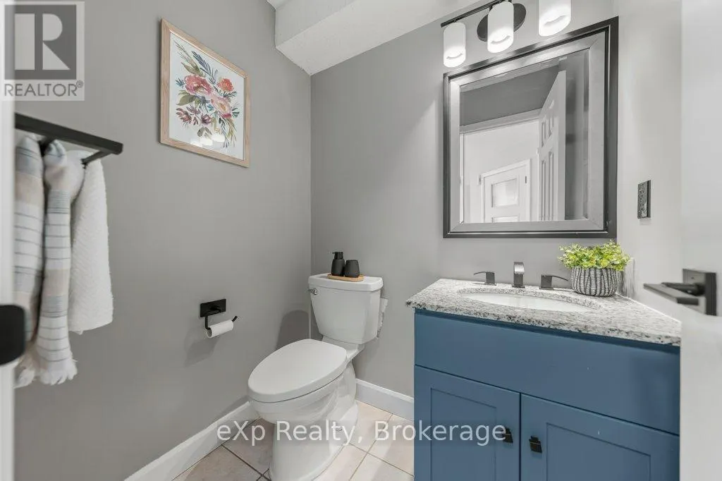 43 BOULDER CRESCENT