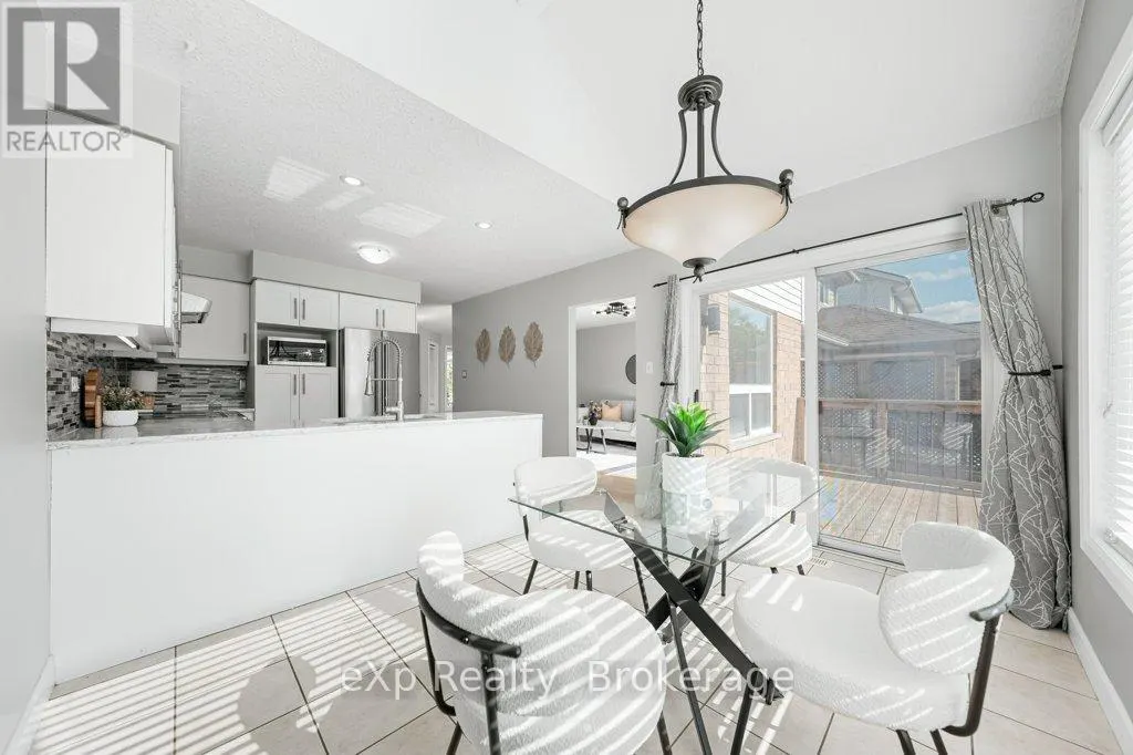 43 BOULDER CRESCENT