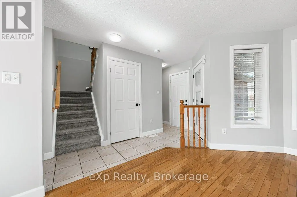 43 BOULDER CRESCENT