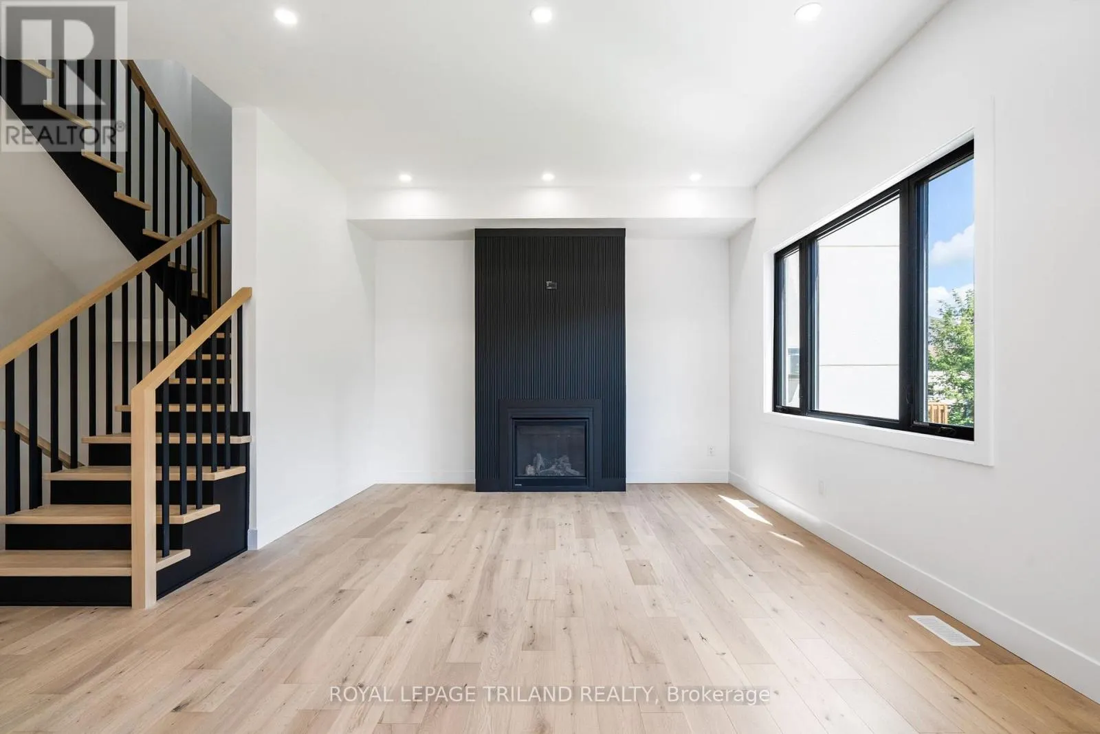 34 ALBERTA STREET