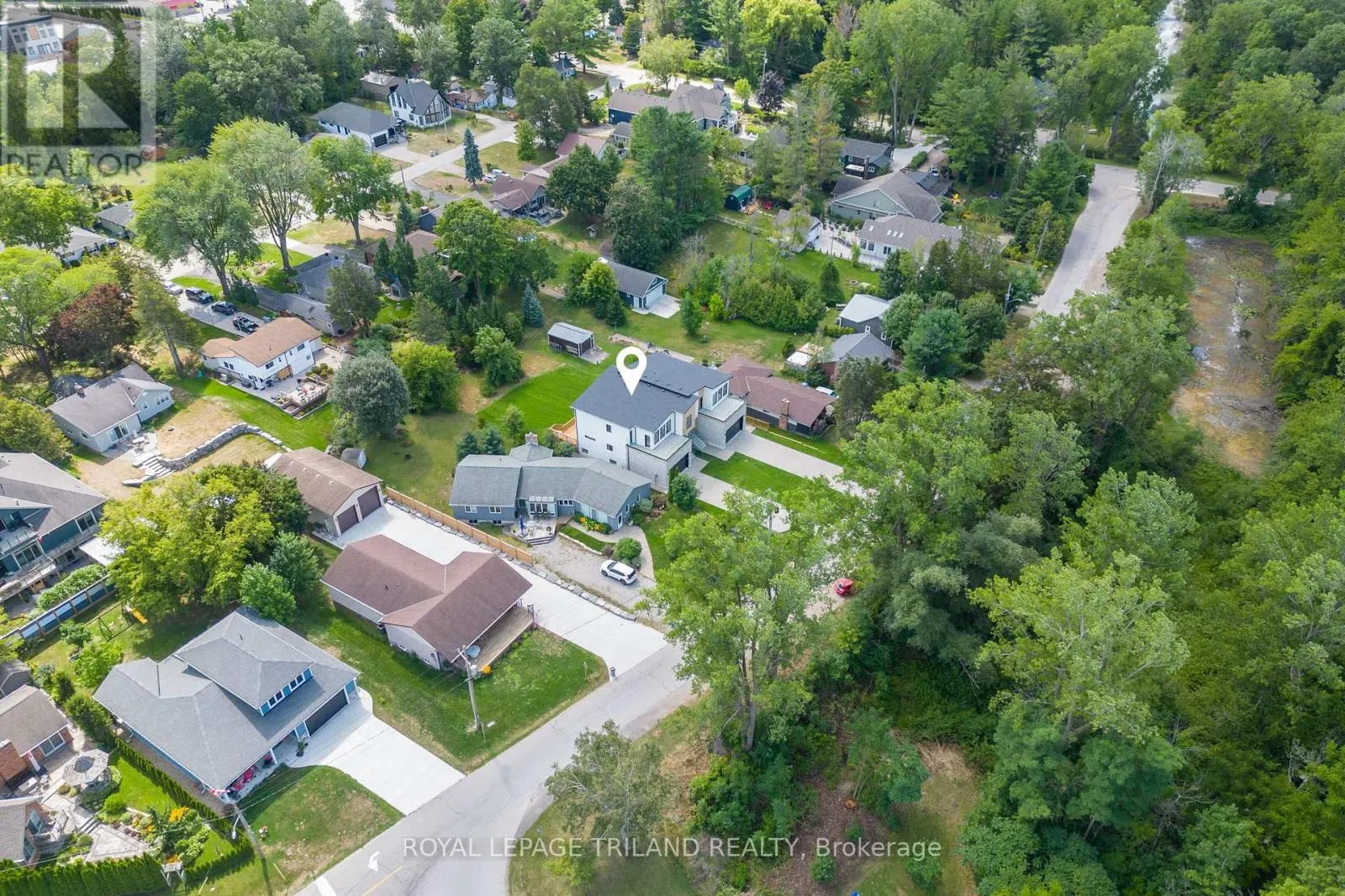 32 ALBERTA STREET