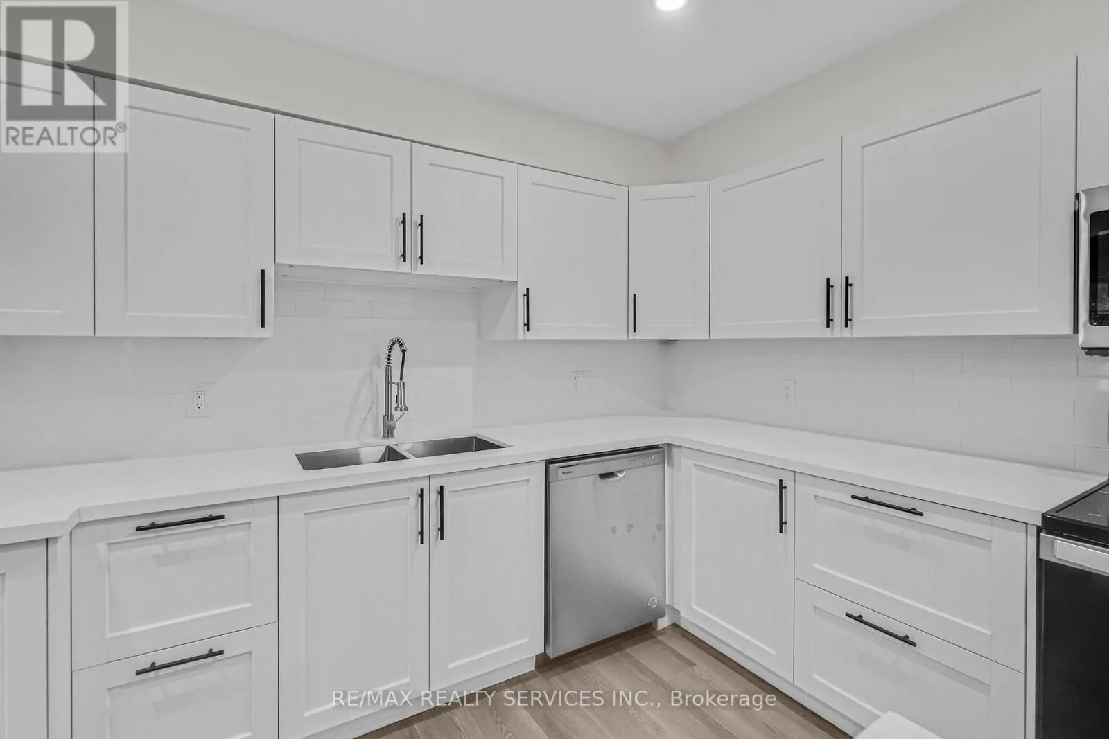 304 - 4218 PORTAGE ROAD