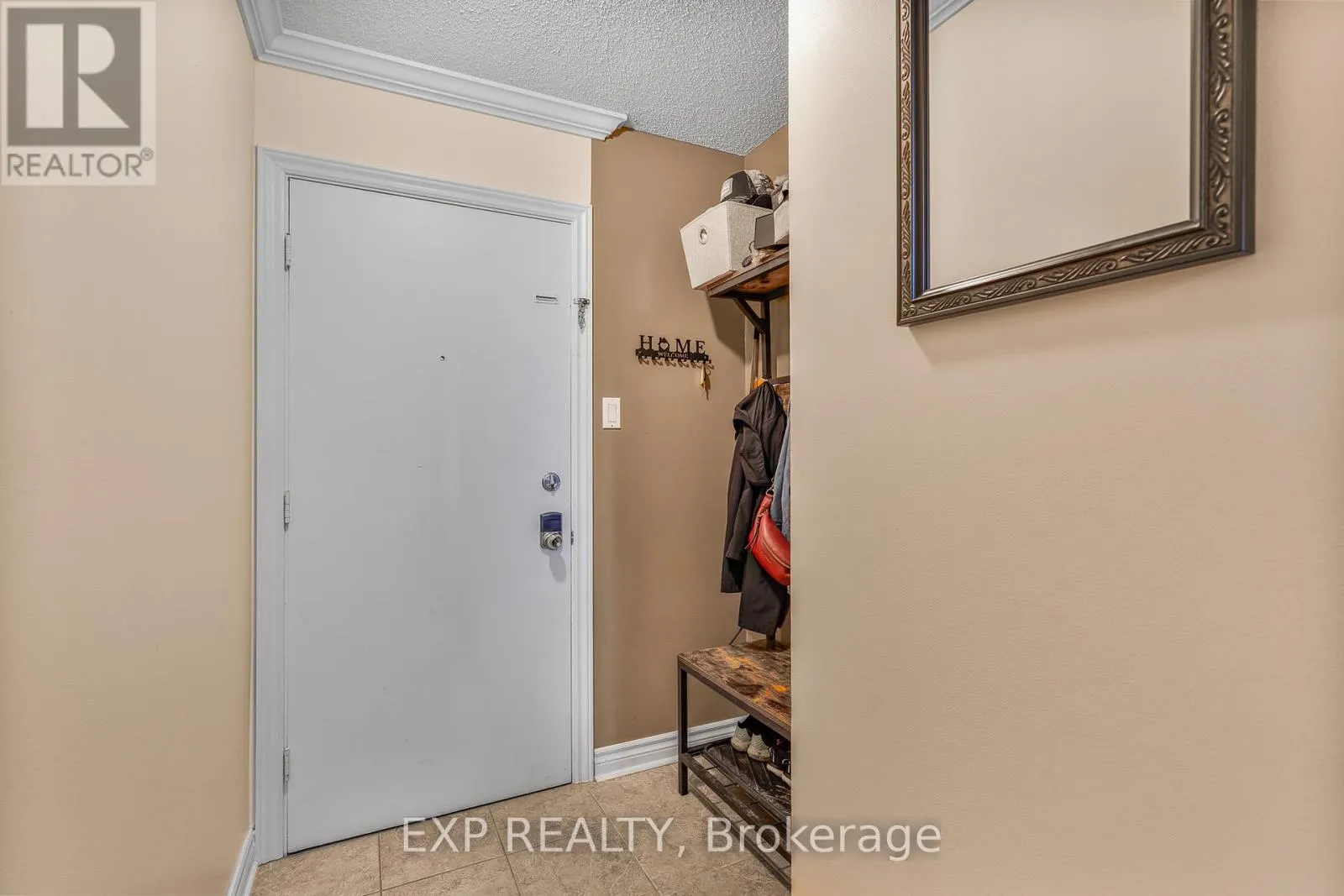 8 - 776 ST JEAN STREET