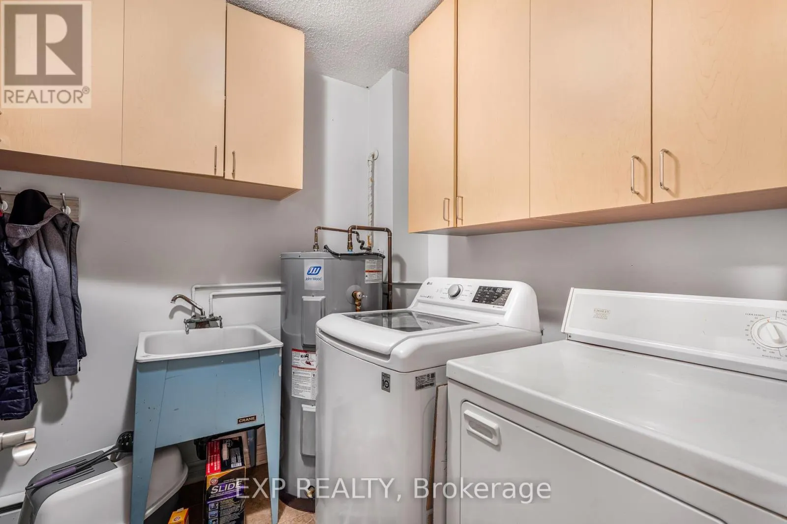 8 - 776 ST JEAN STREET