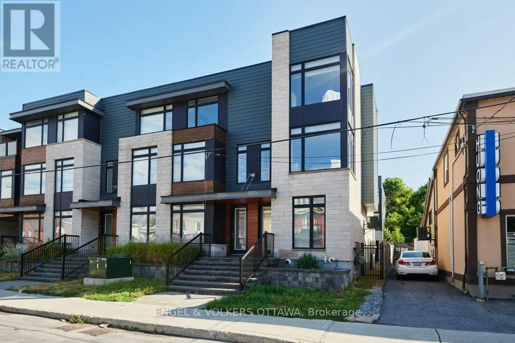353E BOOTH STREET