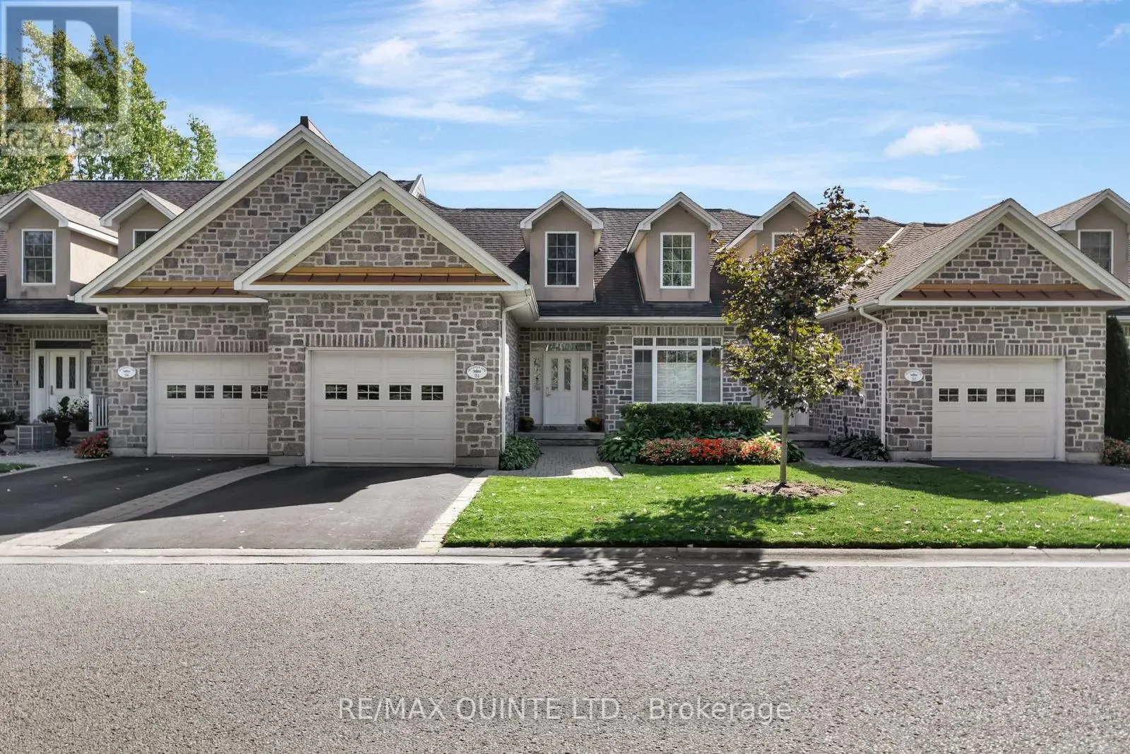 24 GRACEFIELD LANE