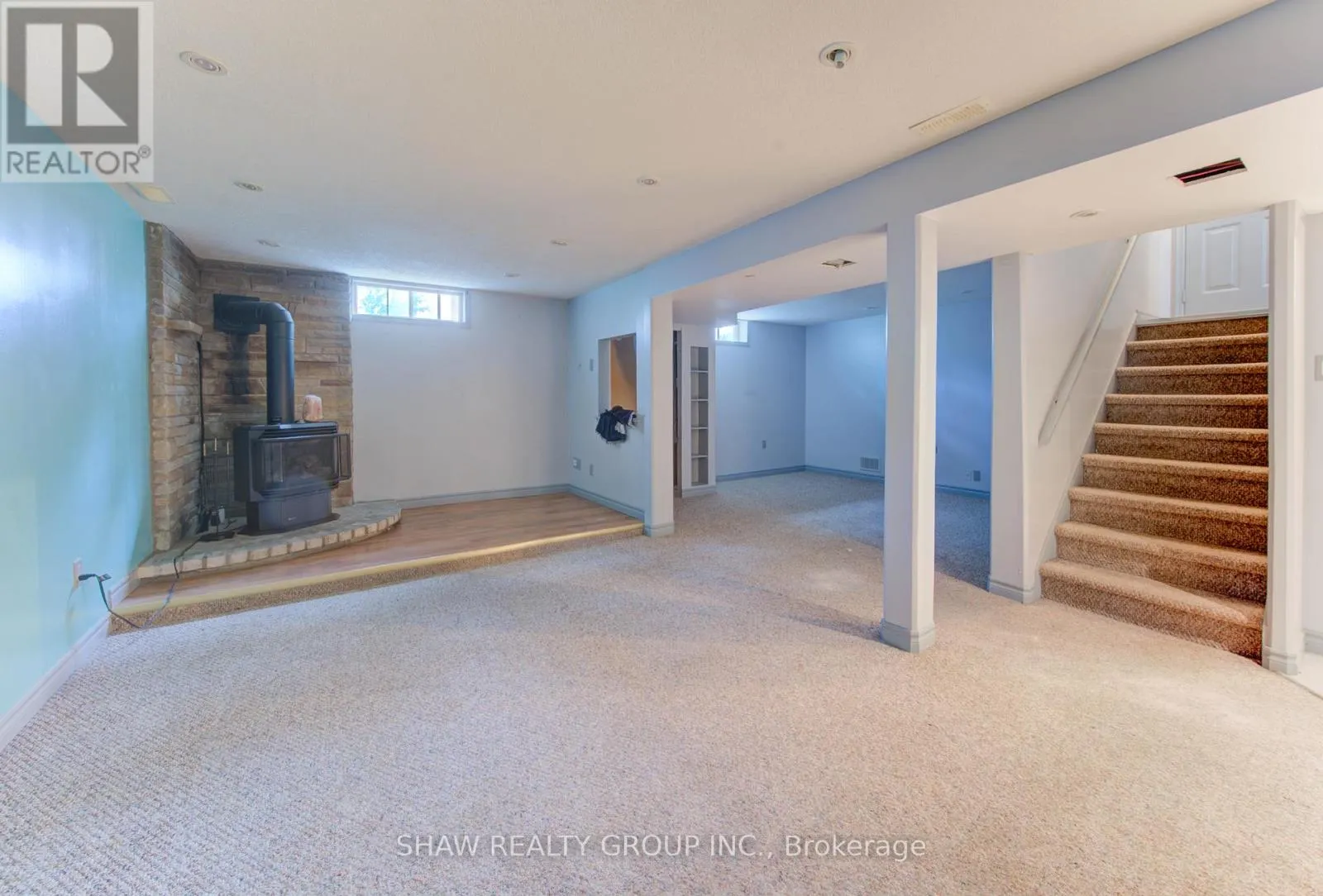 7 HUDSON CRESCENT