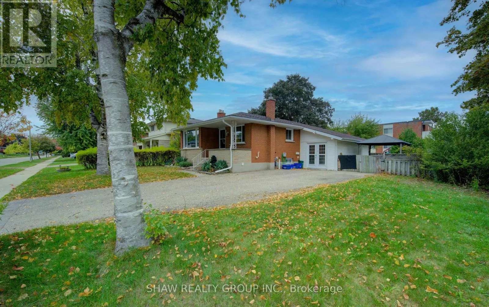 7 HUDSON CRESCENT