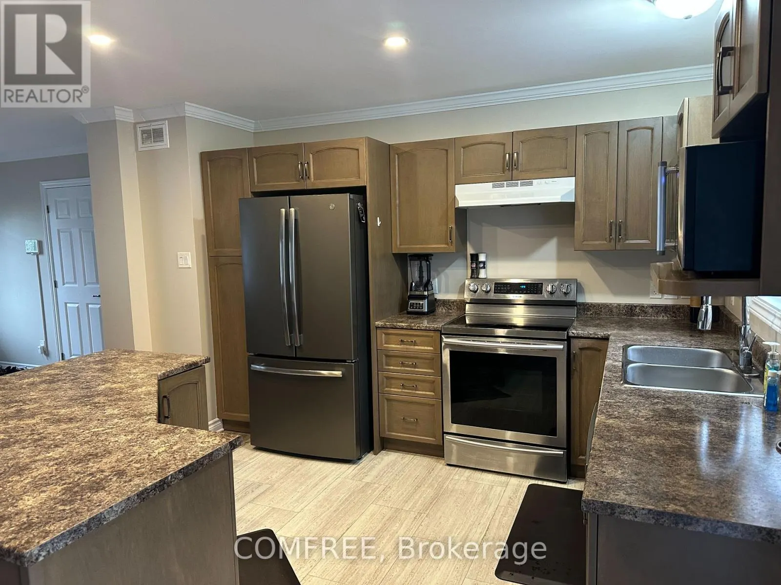 140 RUSSETT DRIVE