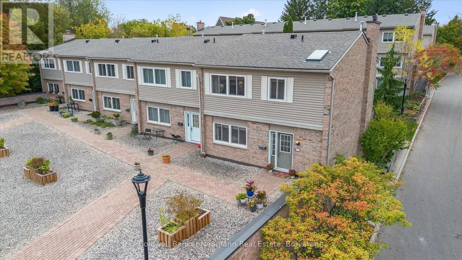 61 - 295 WATER STREET, #61