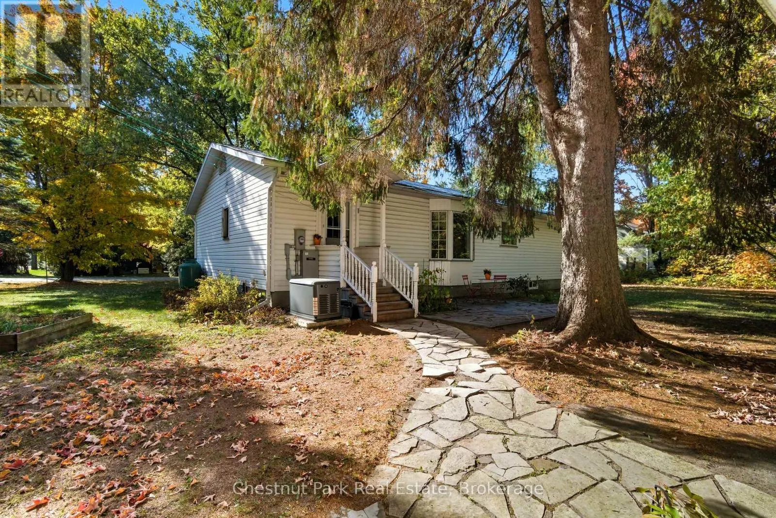14 DICKIE STREET