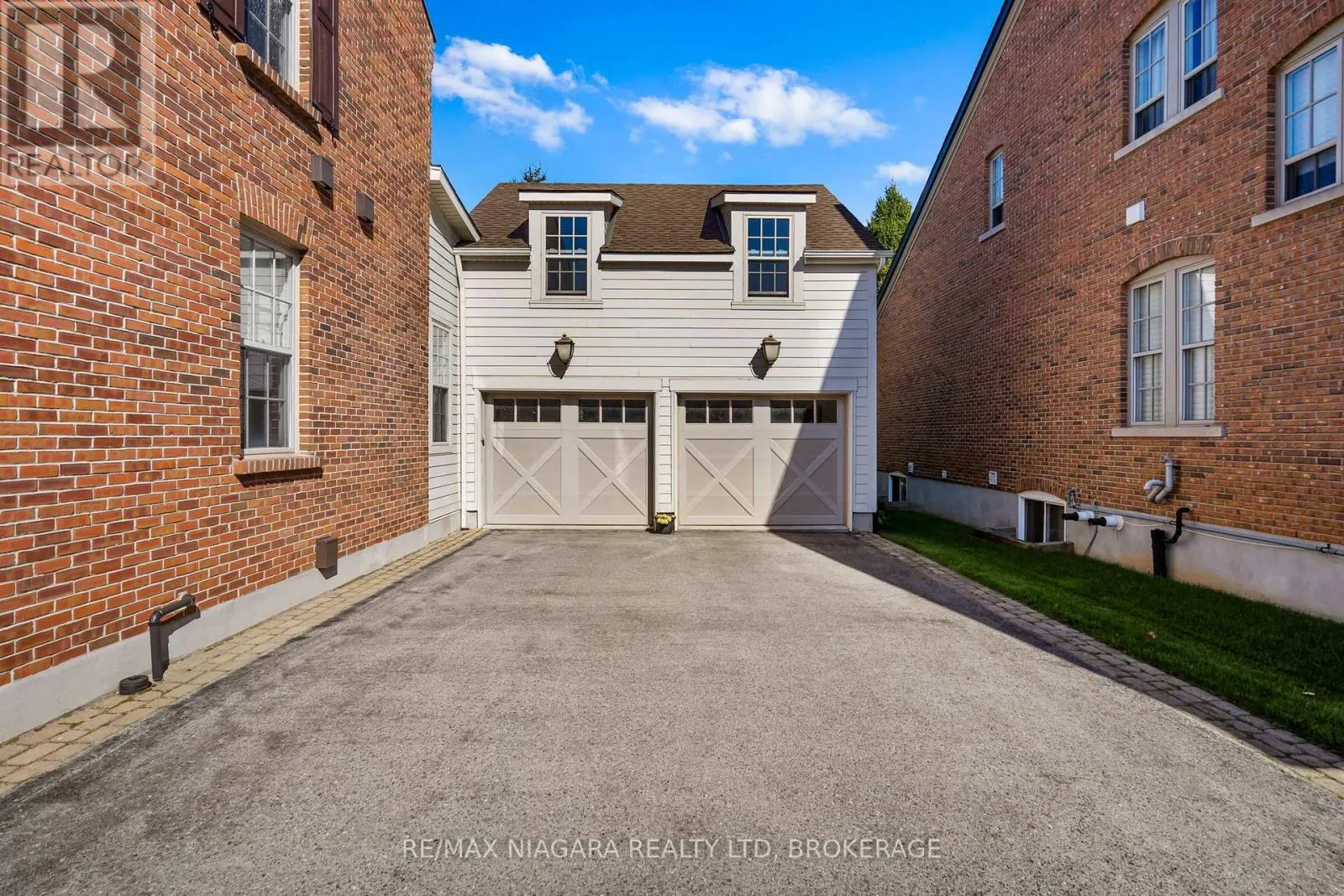 52 GARRISON VILLAGE DRIVE