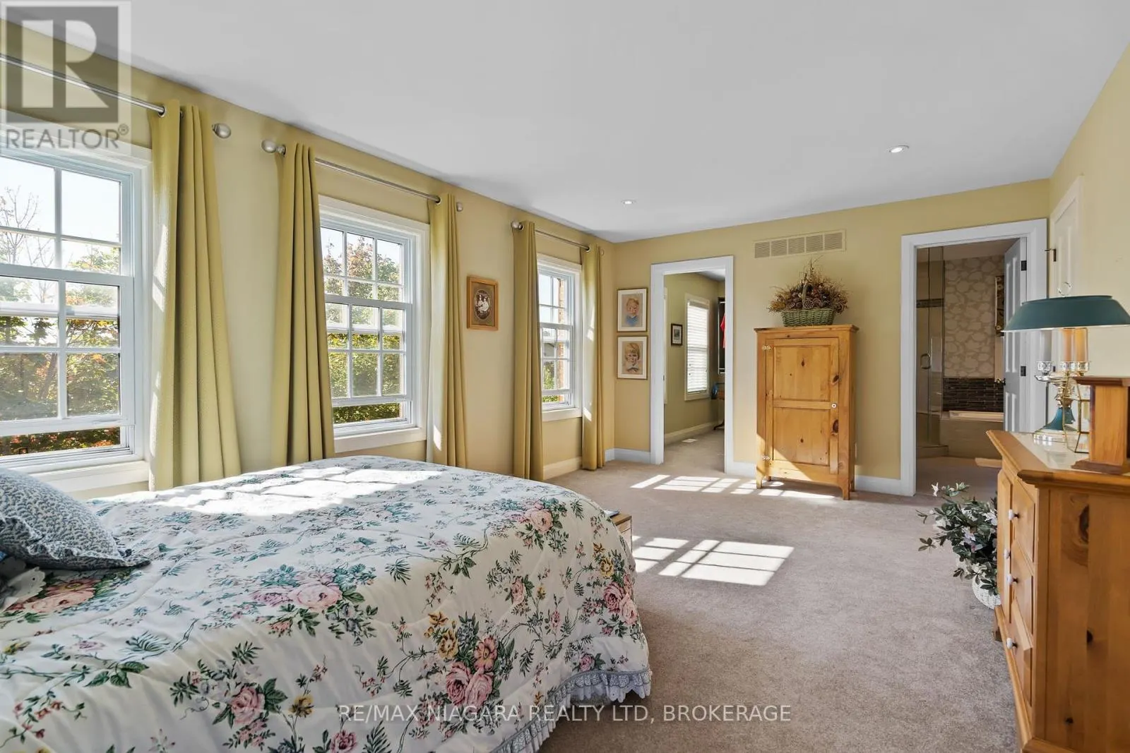 52 GARRISON VILLAGE DRIVE