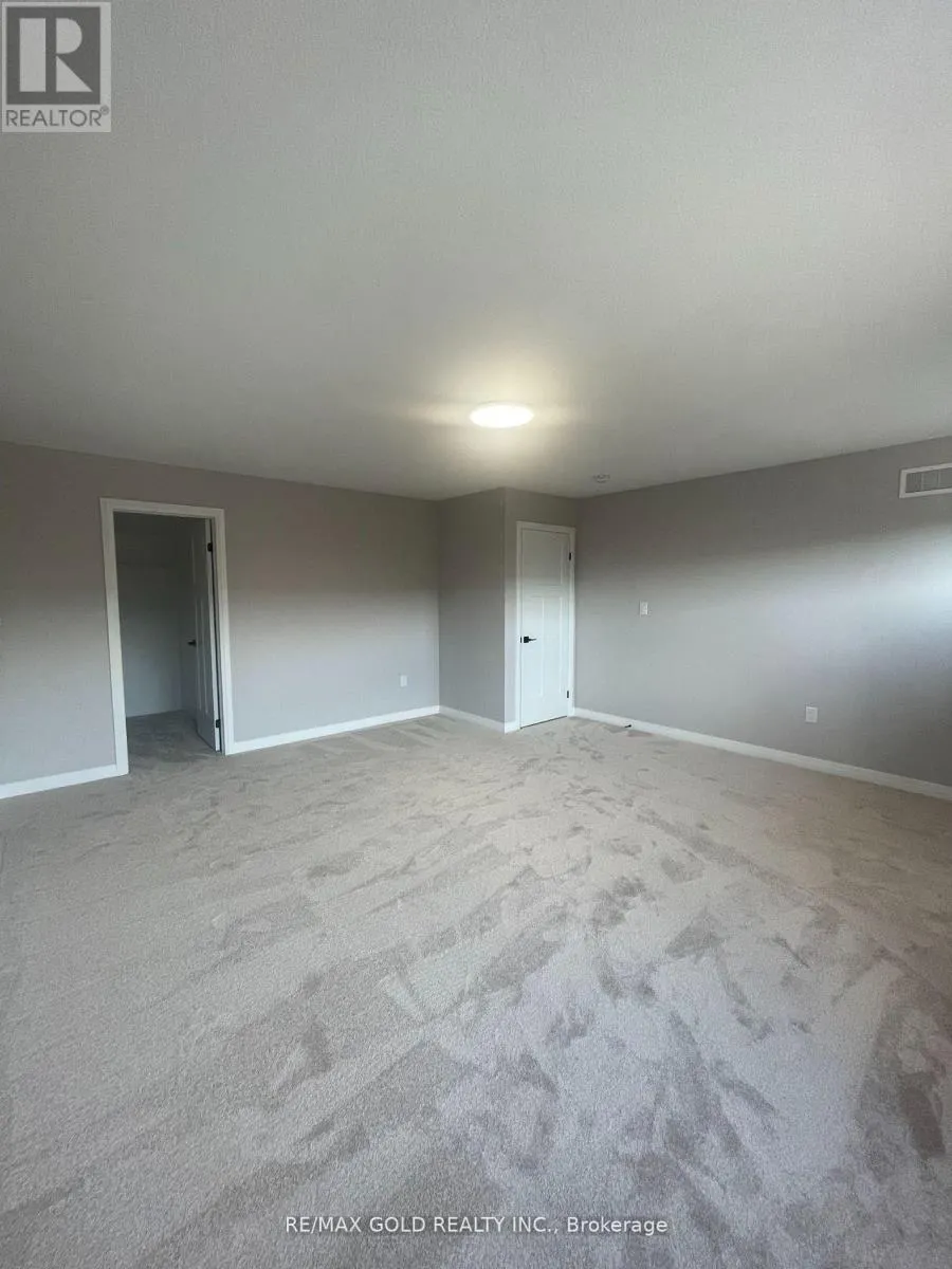 6 - 264 BLAIR ROAD