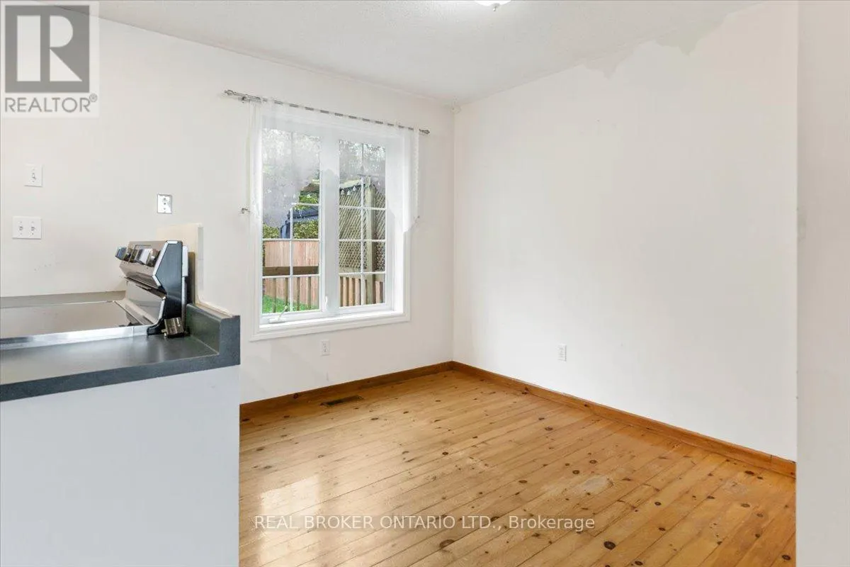 256 CANNIFTON ROAD N