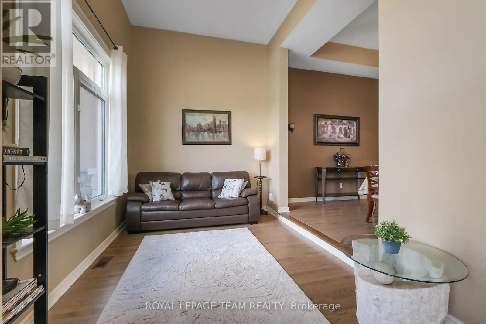 195 STONEWOOD DRIVE