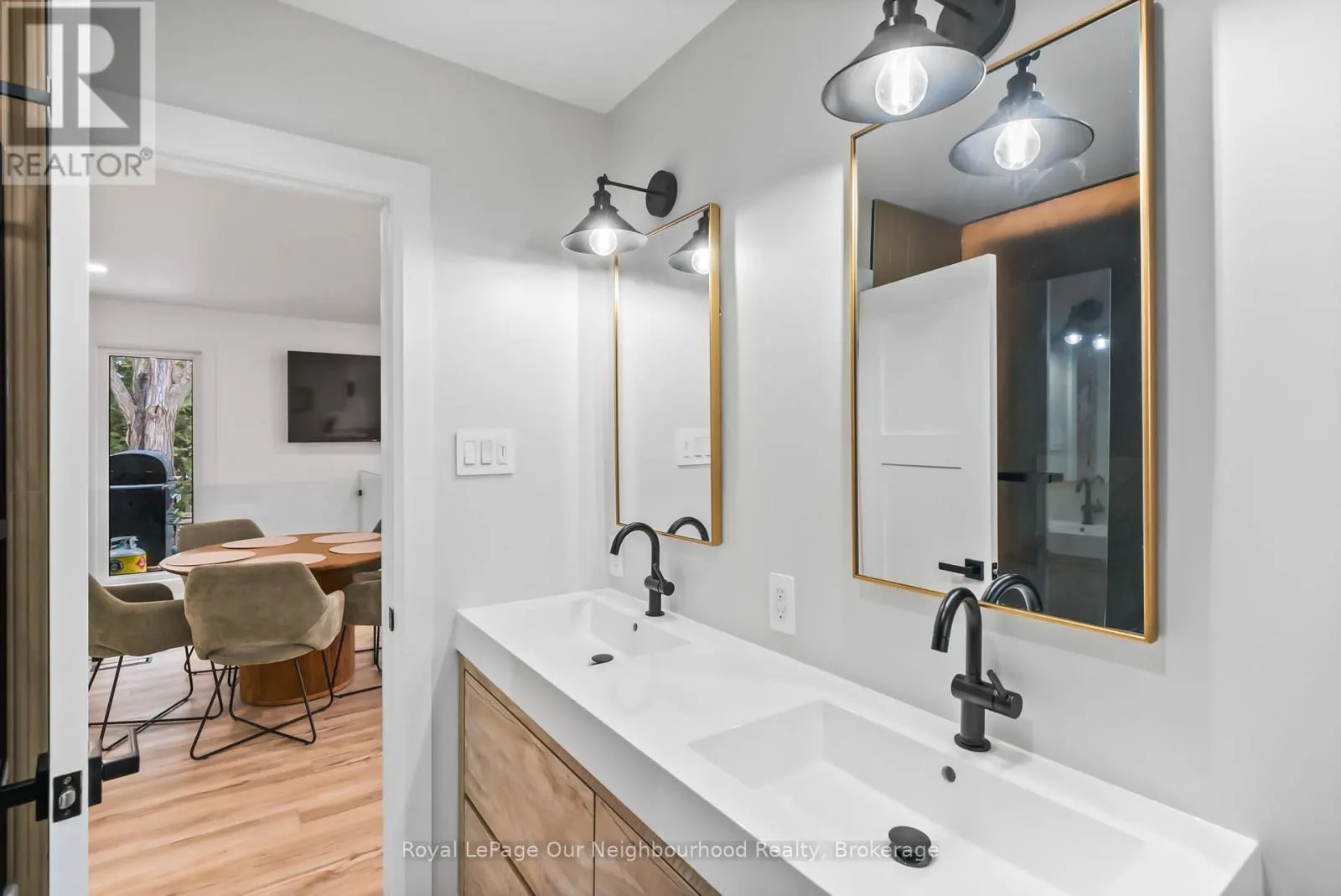 194 SNUG HARBOUR ROAD