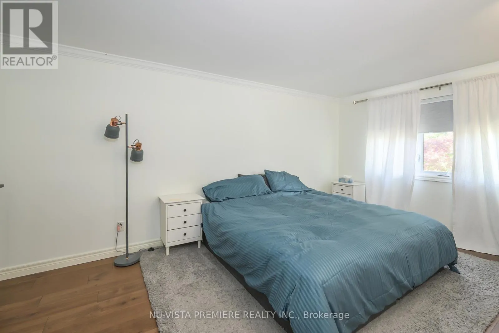237 CASTLEGROVE BOULEVARD