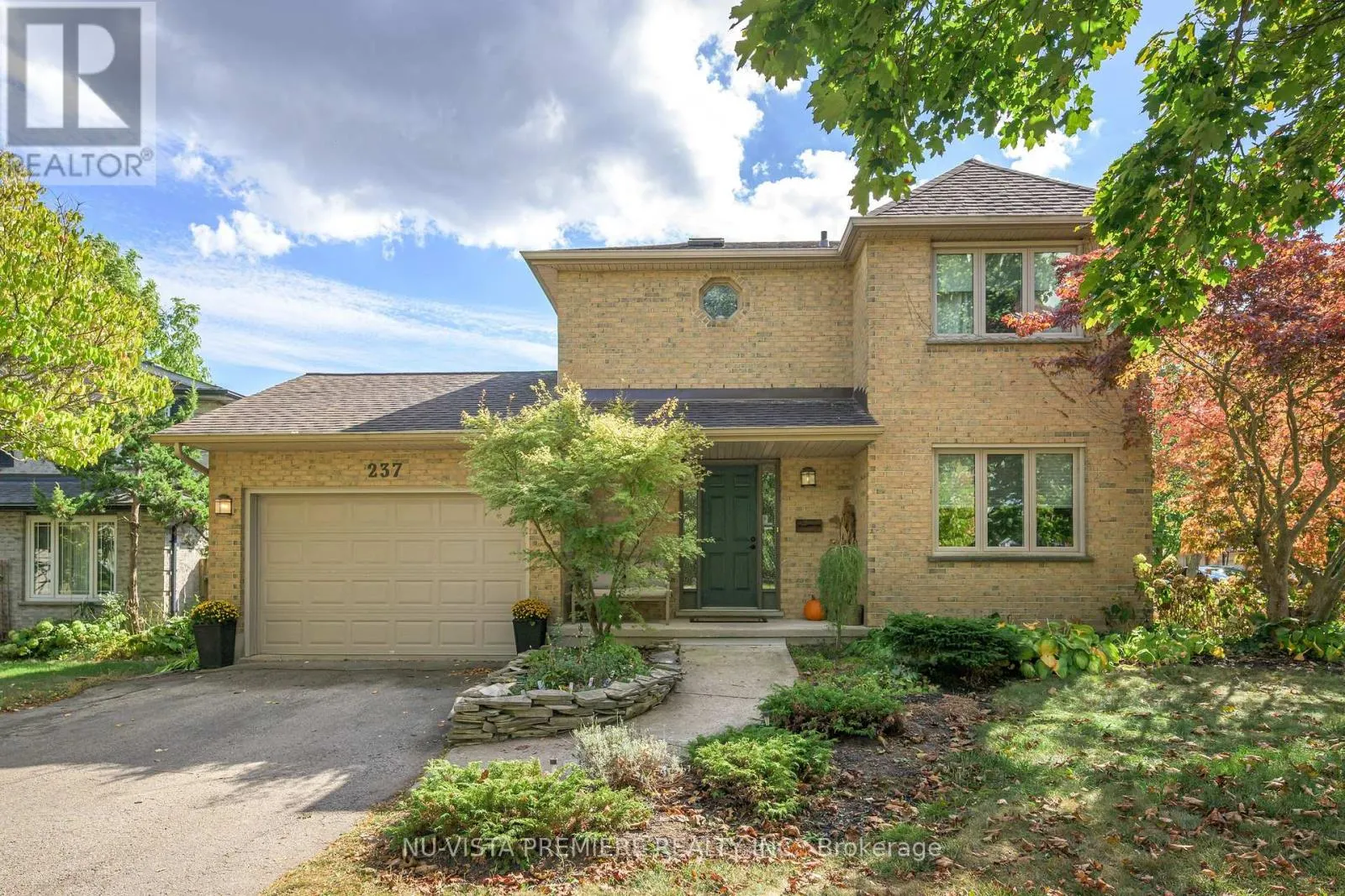 237 CASTLEGROVE BOULEVARD