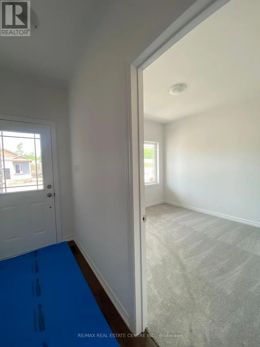 279 ADLEY DRIVE