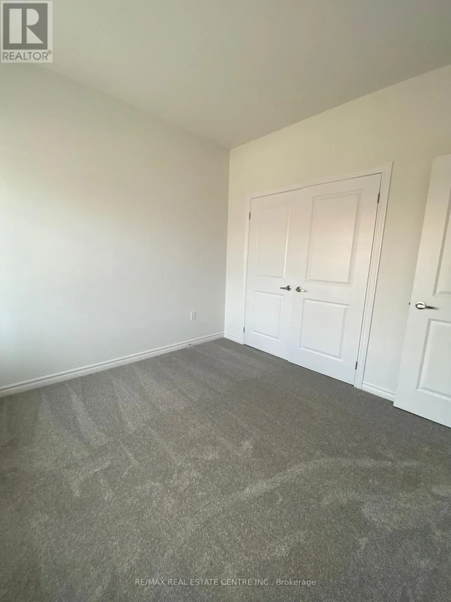 279 ADLEY DRIVE