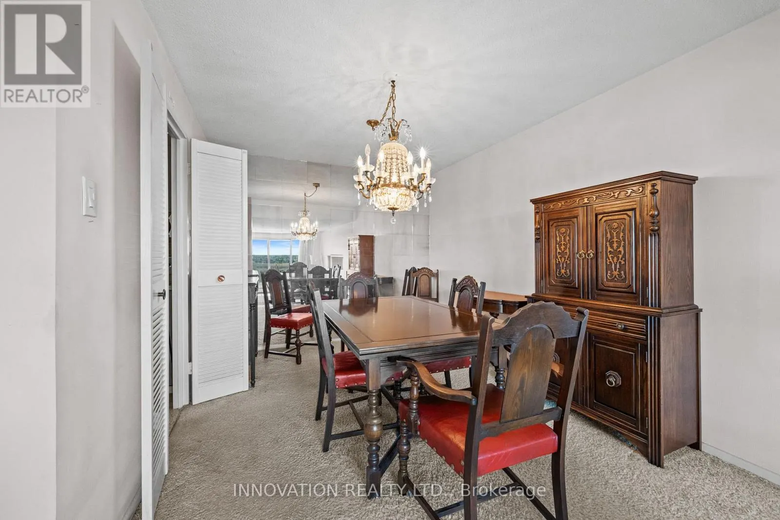 1905 - 1171 AMBLESIDE DRIVE
