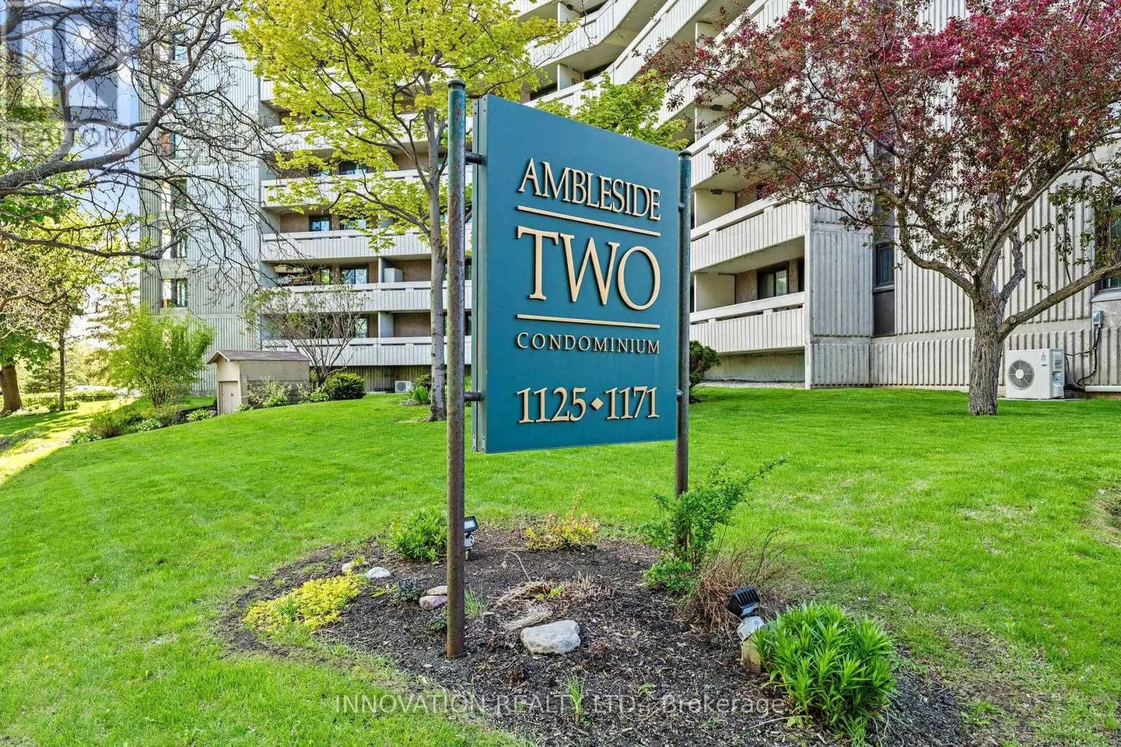 1905 - 1171 AMBLESIDE DRIVE