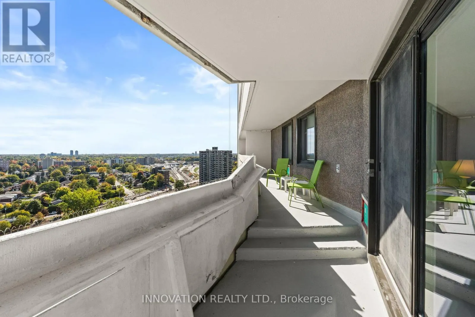 1905 - 1171 AMBLESIDE DRIVE