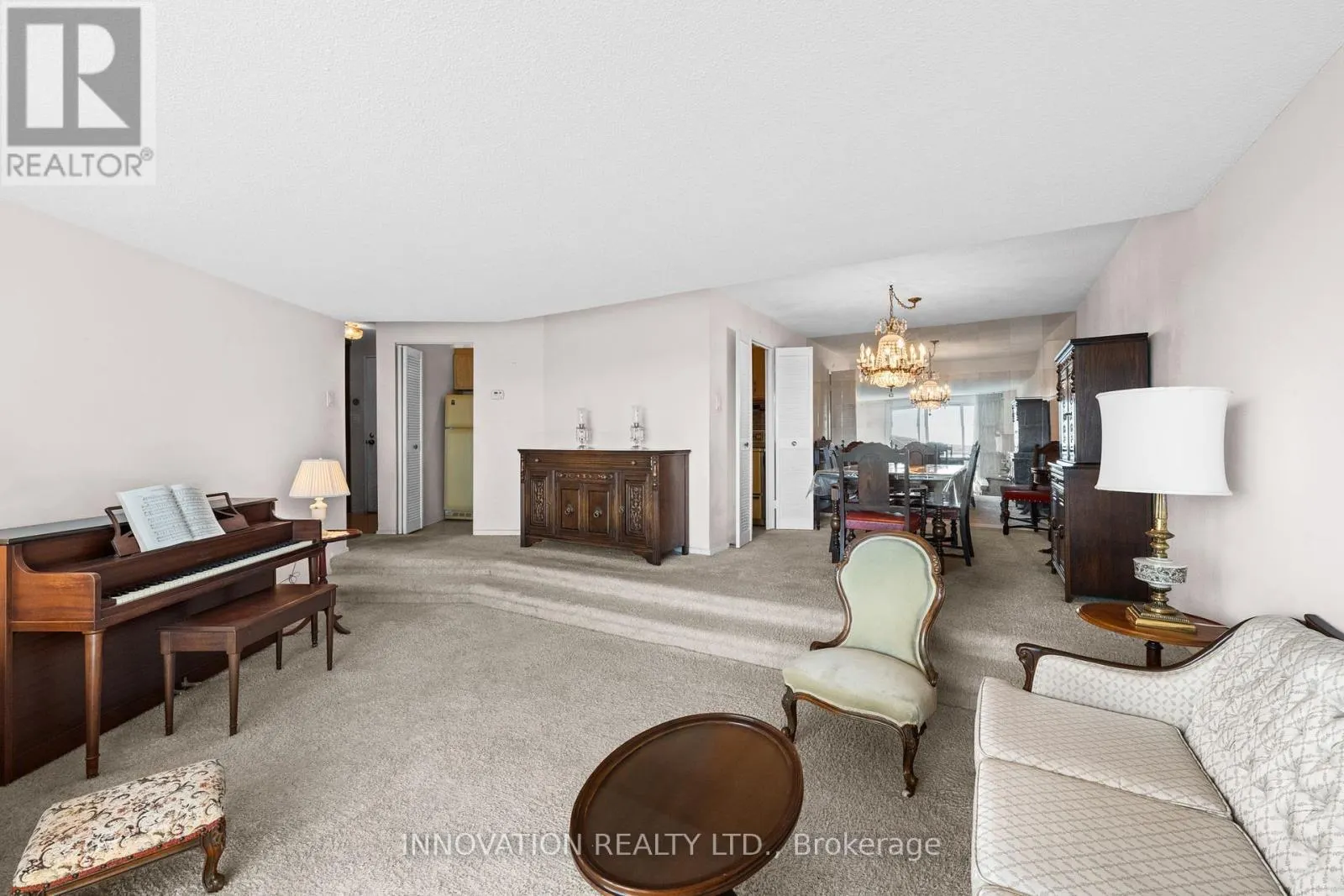1905 - 1171 AMBLESIDE DRIVE