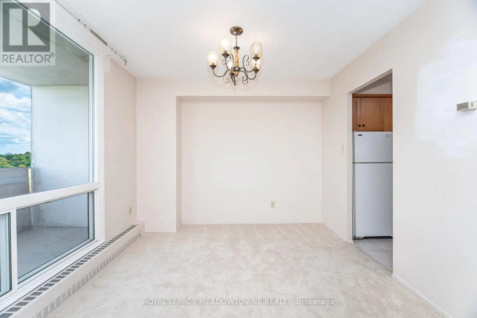804 - 225 HARVARD PLACE