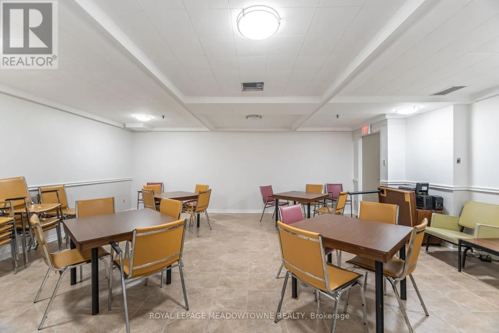 804 - 225 HARVARD PLACE