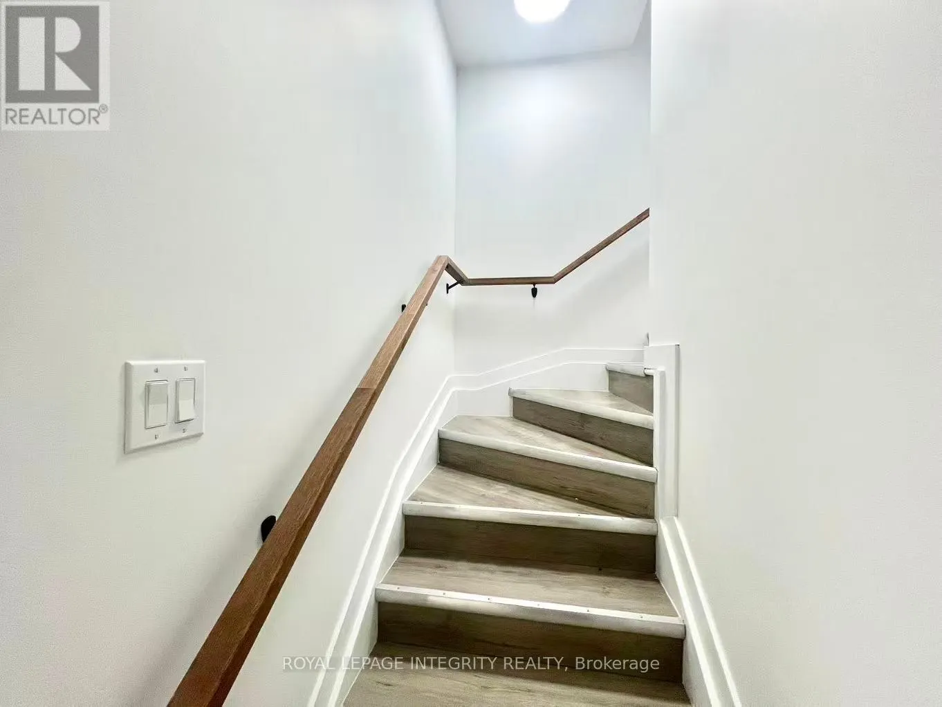 BASEMENT - 165 GOSLING CRESCENT