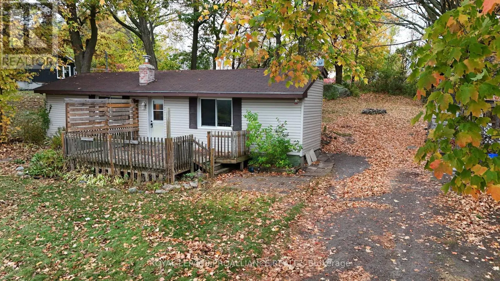 2112 HAMILTON ROAD