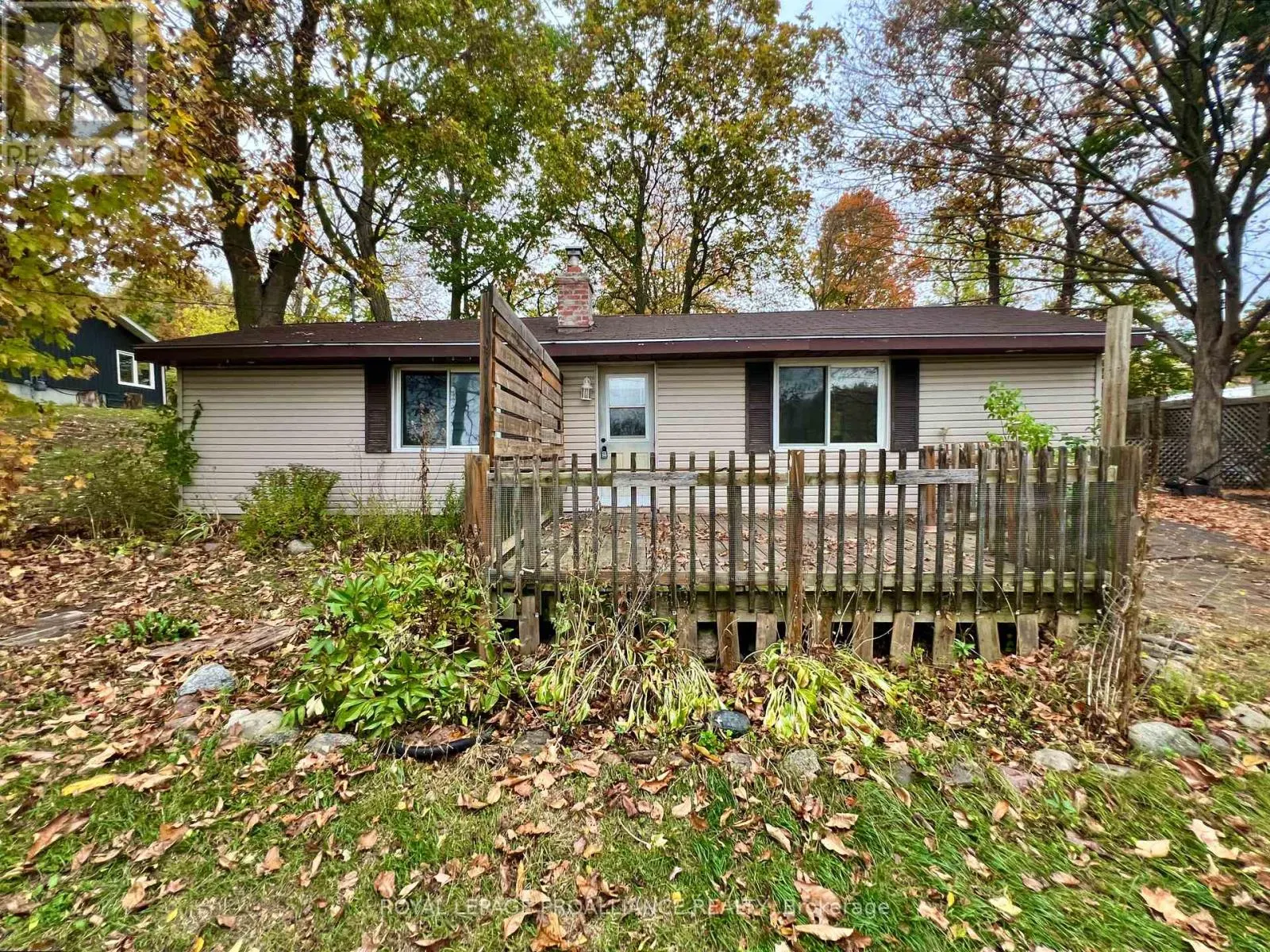 2112 HAMILTON ROAD