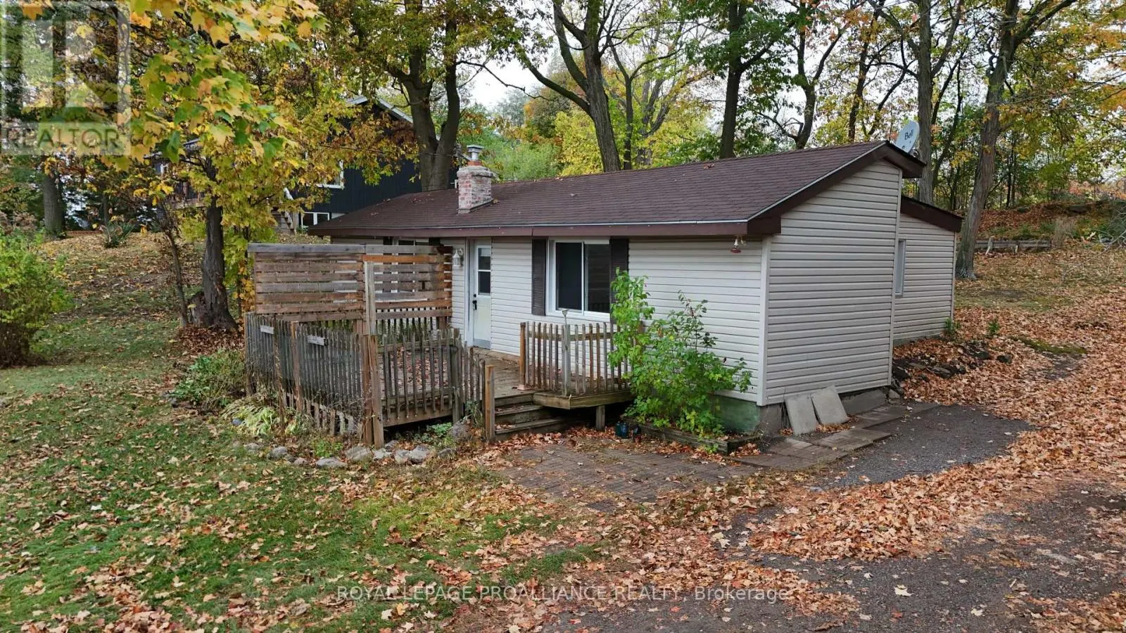 2112 HAMILTON ROAD